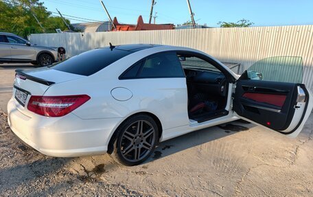 Mercedes-Benz E-Класс, 2011 год, 1 350 000 рублей, 10 фотография