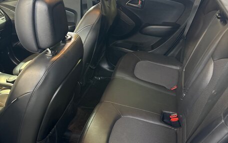 Hyundai ix35 I рестайлинг, 2013 год, 1 500 000 рублей, 13 фотография