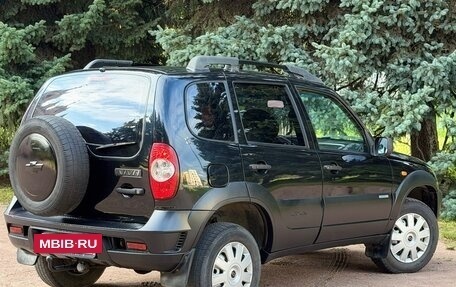 Chevrolet Niva I рестайлинг, 2010 год, 458 000 рублей, 6 фотография