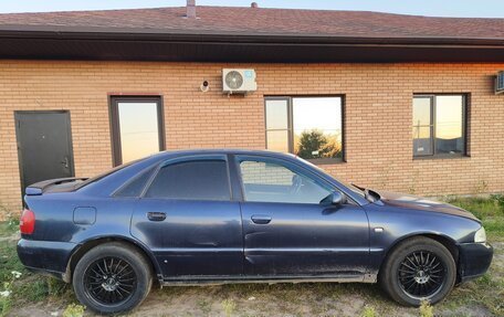 Audi A4, 1999 год, 300 000 рублей, 2 фотография