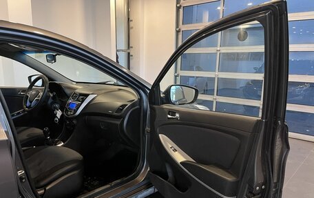 Hyundai Solaris II рестайлинг, 2013 год, 520 000 рублей, 22 фотография