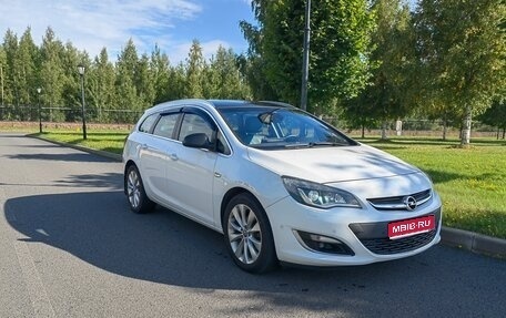 Opel Astra J, 2014 год, 1 090 000 рублей, 1 фотография