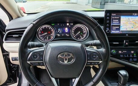 Toyota Camry, 2022 год, 3 490 000 рублей, 9 фотография