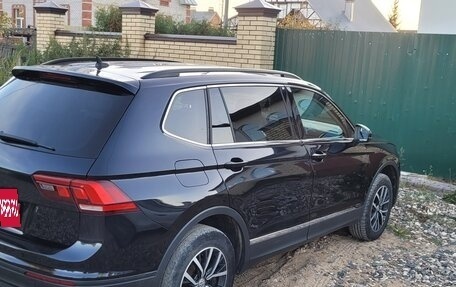 Volkswagen Tiguan II, 2019 год, 2 180 000 рублей, 5 фотография