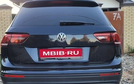 Volkswagen Tiguan II, 2019 год, 2 180 000 рублей, 7 фотография