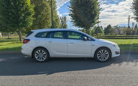 Opel Astra J, 2014 год, 1 090 000 рублей, 2 фотография
