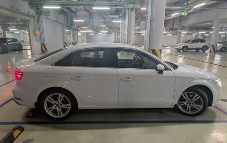 Audi A3, 2019 год, 2 400 000 рублей, 7 фотография