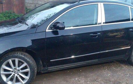 Volkswagen Passat B6, 2007 год, 470 000 рублей, 2 фотография