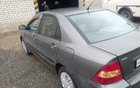 Toyota Corolla, 2004 год, 450 000 рублей, 8 фотография