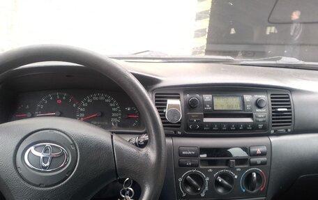 Toyota Corolla, 2004 год, 450 000 рублей, 17 фотография
