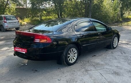 Chrysler Intrepid II, 2001 год, 270 000 рублей, 2 фотография
