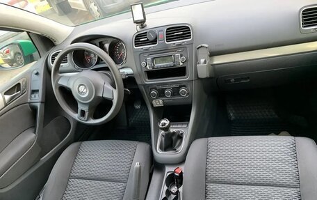 Volkswagen Golf VI, 2009 год, 638 000 рублей, 21 фотография