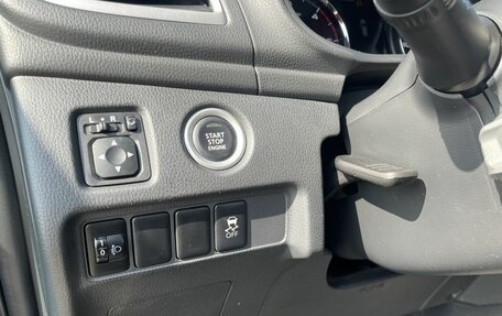 Mitsubishi Pajero Sport III рестайлинг, 2018 год, 2 460 000 рублей, 20 фотография