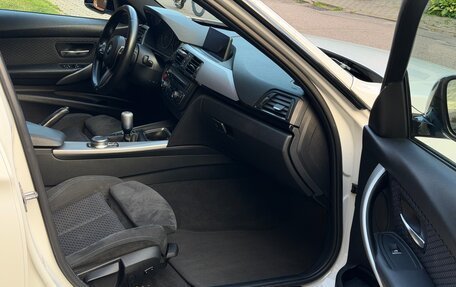 BMW 3 серия, 2014 год, 1 700 000 рублей, 16 фотография
