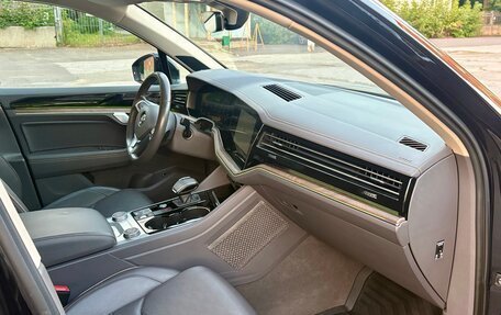 Volkswagen Touareg III, 2018 год, 5 190 000 рублей, 16 фотография