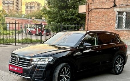 Volkswagen Touareg III, 2018 год, 5 190 000 рублей, 4 фотография