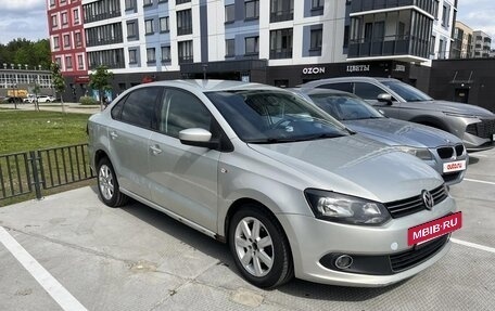 Volkswagen Polo VI (EU Market), 2011 год, 510 000 рублей, 2 фотография