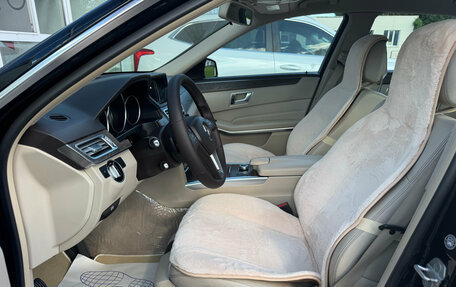 Mercedes-Benz E-Класс, 2015 год, 2 450 000 рублей, 13 фотография