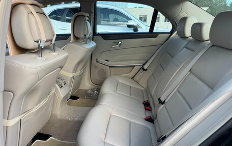 Mercedes-Benz E-Класс, 2015 год, 2 450 000 рублей, 14 фотография