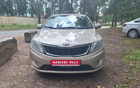 KIA Rio III рестайлинг, 2013 год, 550 000 рублей, 8 фотография