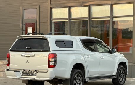 Mitsubishi L200 IV рестайлинг, 2019 год, 2 990 000 рублей, 8 фотография