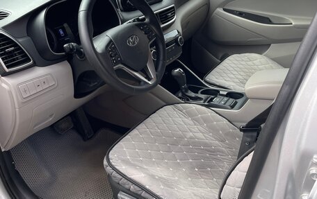 Hyundai Tucson III, 2019 год, 2 070 000 рублей, 8 фотография