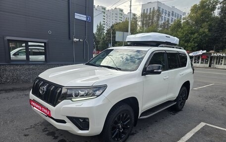 Toyota Land Cruiser Prado 150 рестайлинг 2, 2021 год, 8 500 000 рублей, 3 фотография
