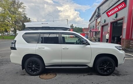 Toyota Land Cruiser Prado 150 рестайлинг 2, 2021 год, 8 500 000 рублей, 8 фотография