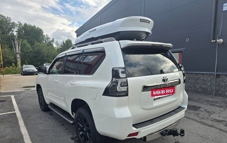 Toyota Land Cruiser Prado 150 рестайлинг 2, 2021 год, 8 500 000 рублей, 9 фотография