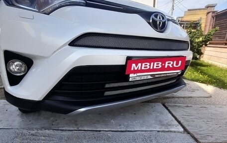 Toyota RAV4, 2017 год, 2 300 000 рублей, 23 фотография