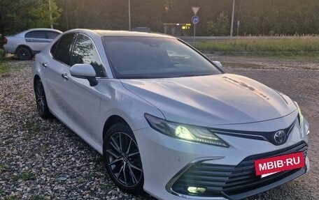 Toyota Camry, 2023 год, 4 500 000 рублей, 6 фотография
