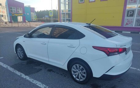 Hyundai Solaris II рестайлинг, 2020 год, 1 370 000 рублей, 10 фотография