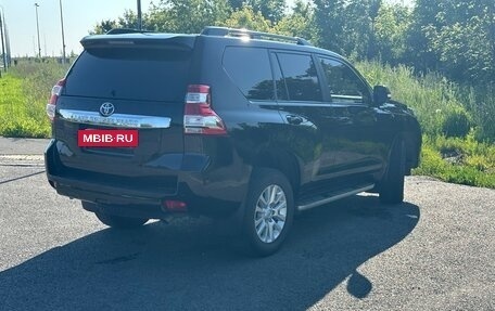 Toyota Land Cruiser Prado 150 рестайлинг 2, 2016 год, 3 890 000 рублей, 6 фотография
