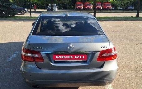 Mercedes-Benz E-Класс, 2010 год, 1 450 000 рублей, 4 фотография