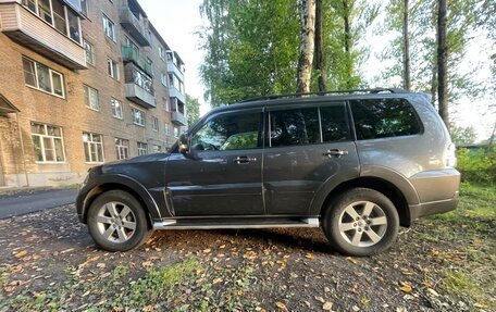 Mitsubishi Pajero IV, 2013 год, 2 439 000 рублей, 1 фотография