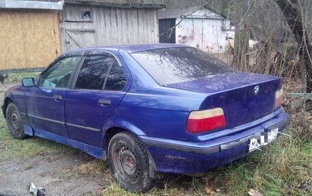 BMW 3 серия, 1992 год, 135 000 рублей, 3 фотография