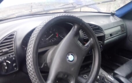 BMW 3 серия, 1992 год, 135 000 рублей, 8 фотография
