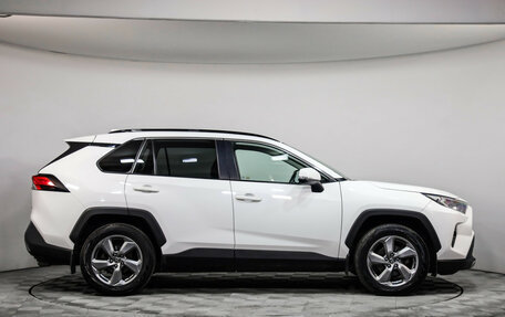 Toyota RAV4, 2019 год, 2 649 000 рублей, 4 фотография