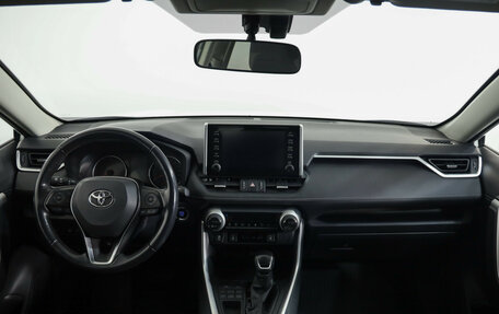 Toyota RAV4, 2019 год, 2 649 000 рублей, 9 фотография