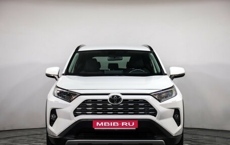 Toyota RAV4, 2019 год, 2 649 000 рублей, 2 фотография