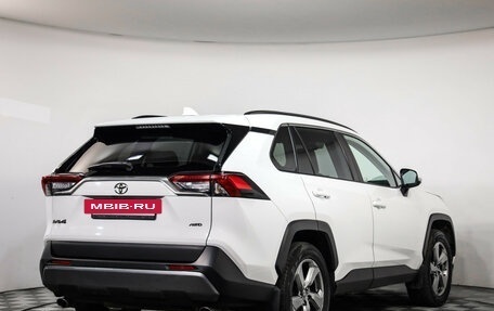 Toyota RAV4, 2019 год, 2 649 000 рублей, 5 фотография