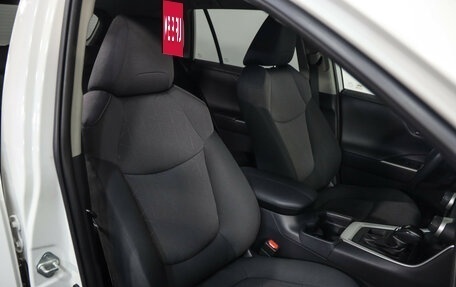 Toyota RAV4, 2019 год, 2 649 000 рублей, 20 фотография