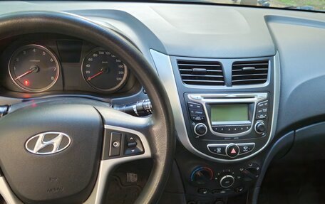 Hyundai Solaris II рестайлинг, 2013 год, 620 000 рублей, 8 фотография