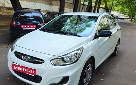 Hyundai Solaris II рестайлинг, 2013 год, 620 000 рублей, 6 фотография
