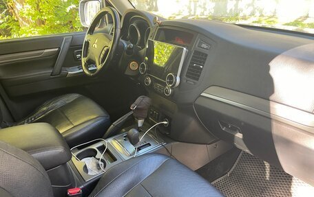 Mitsubishi Pajero IV, 2013 год, 2 439 000 рублей, 7 фотография