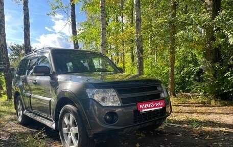 Mitsubishi Pajero IV, 2013 год, 2 439 000 рублей, 9 фотография