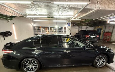 Toyota Camry, 2023 год, 3 850 000 рублей, 4 фотография