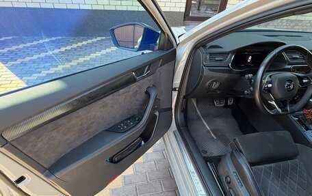 Skoda Superb III рестайлинг, 2021 год, 3 950 000 рублей, 12 фотография