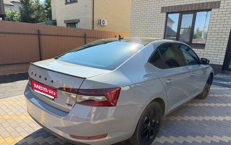 Skoda Superb III рестайлинг, 2021 год, 3 950 000 рублей, 9 фотография