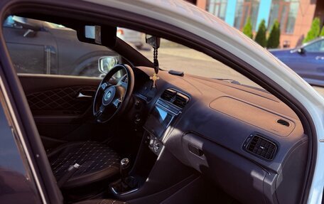 Volkswagen Polo VI (EU Market), 2013 год, 850 000 рублей, 6 фотография